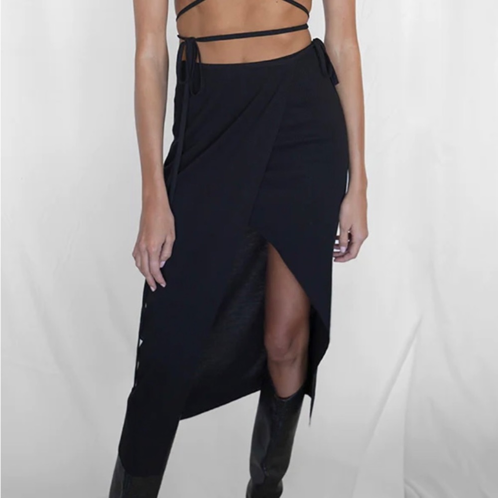 The Range Mass Rib Tie Skirt